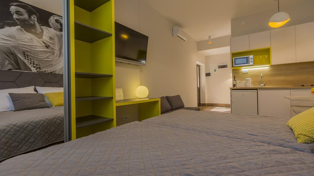 Hall Apart&rooms *